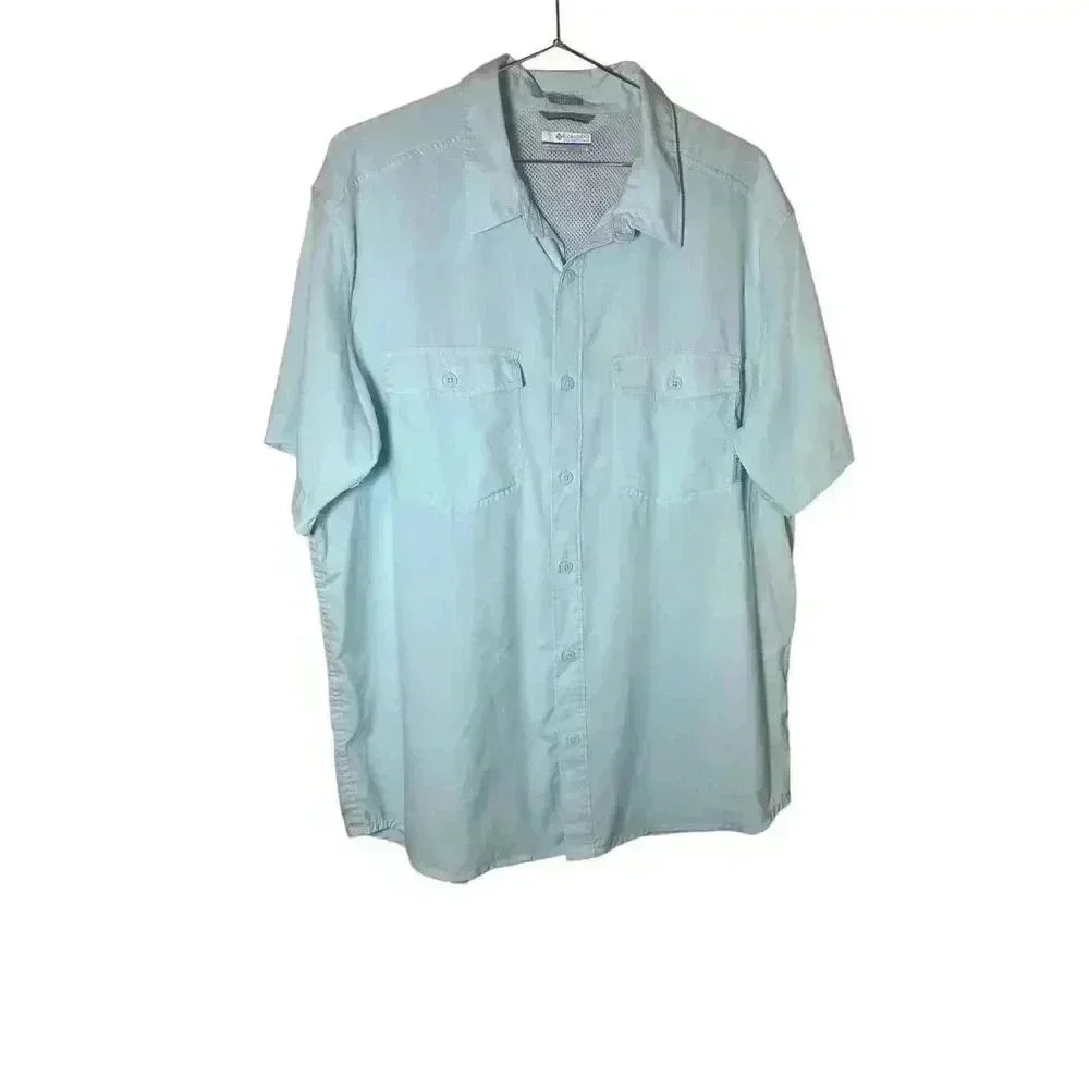 Columbia mesh lined vented  fishing shirt size large in excellent condition